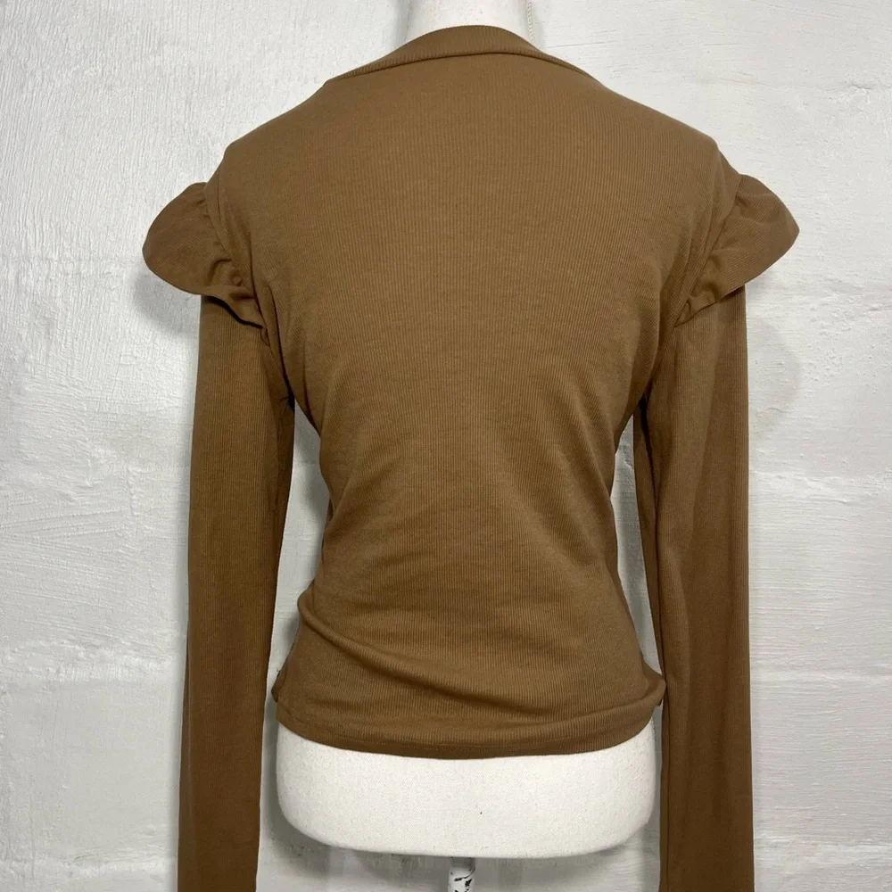 LONG SLEEVE RIBBED RUFFLE DETAIL TOP (847) - Picture 11 of 12
